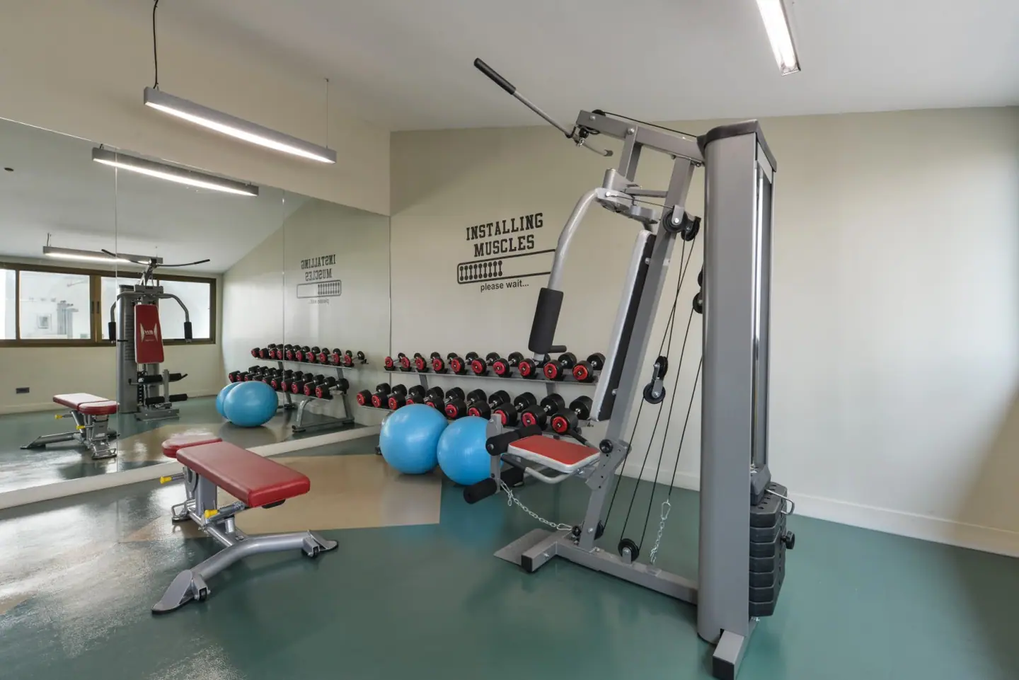 Gym at Arawana Regency Park Sukhumvit